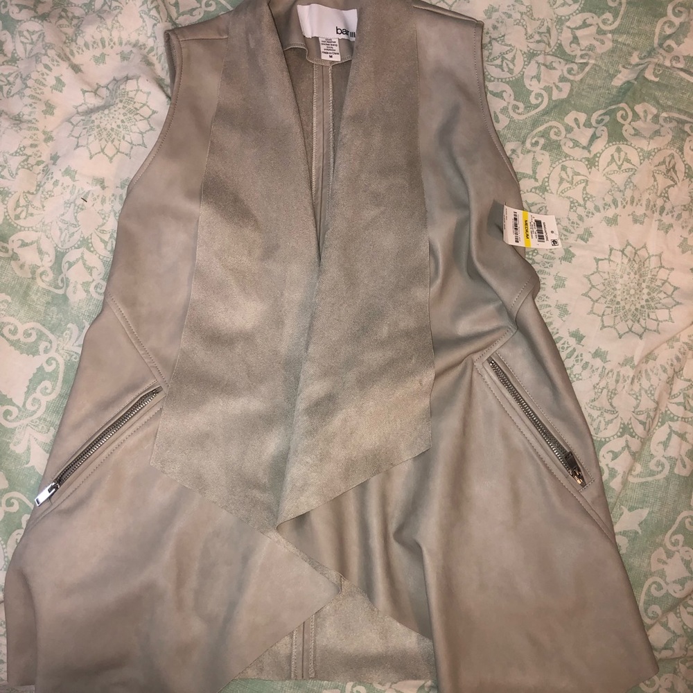 NWT Bar 3 faux leather vest size m